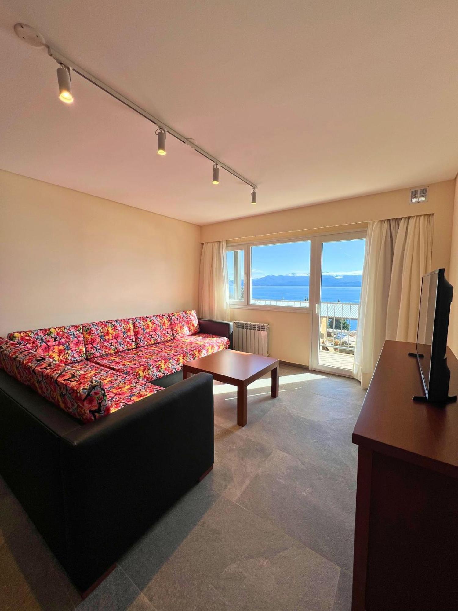Huinid Pioneros Hotel Сан-Карлос-де-Барилоче Номер фото