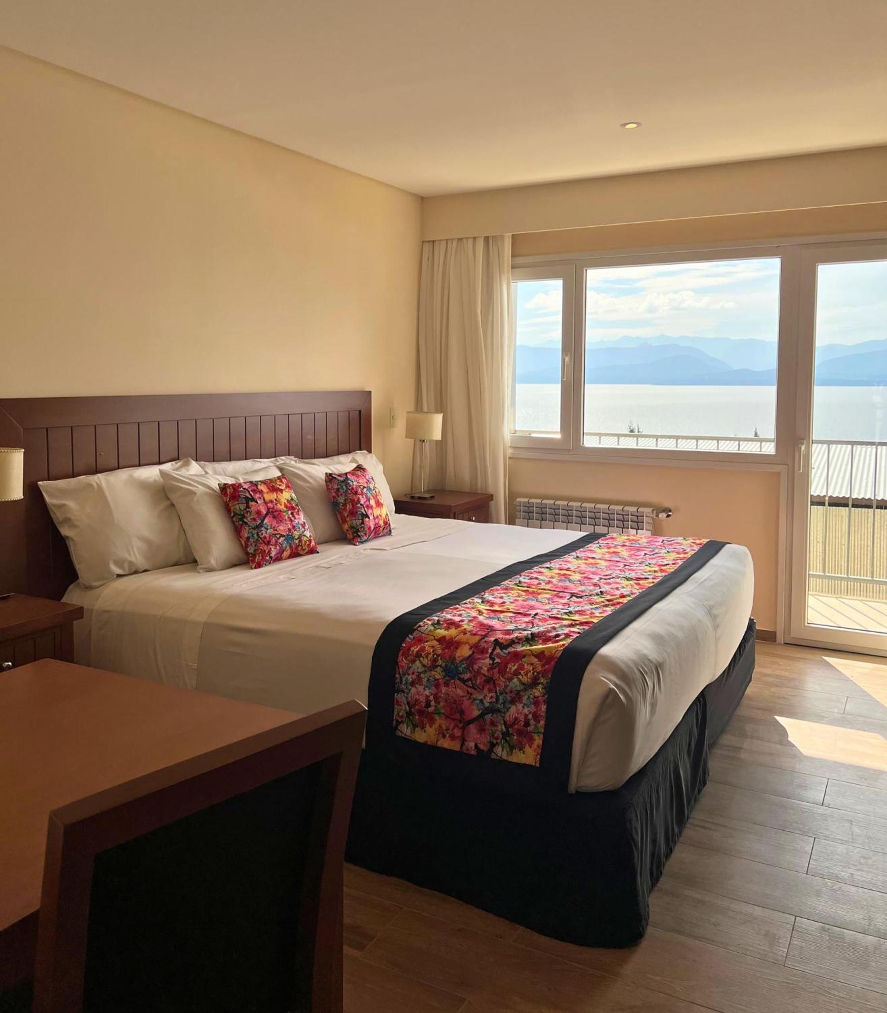 Huinid Pioneros Hotel Сан-Карлос-де-Барилоче Номер фото